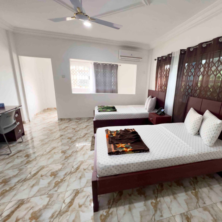 Standard - Twin Beds